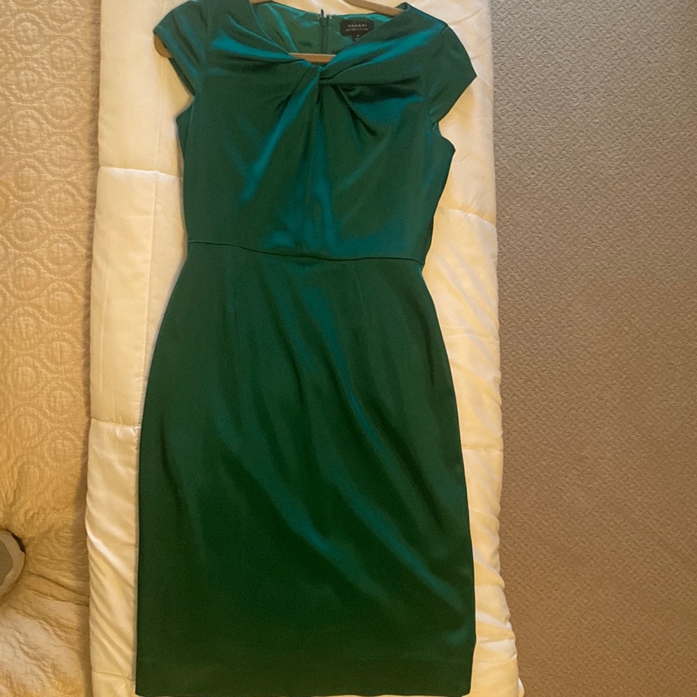 Tahari emerald green satin dress